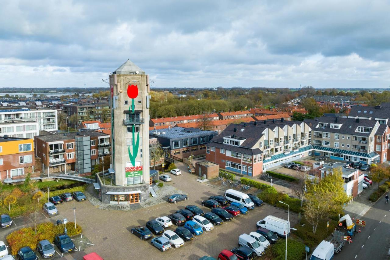 B&B De Tulpentoren Roelofarendsveen Экстерьер фото